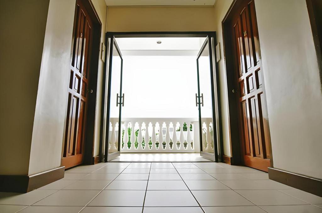 El Haciendero Private Hotel Iloilo City Exteriér fotografie