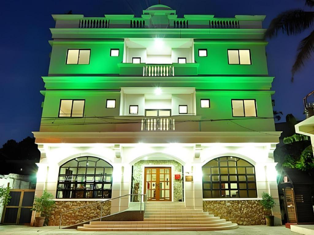 El Haciendero Private Hotel Iloilo City Exteriér fotografie