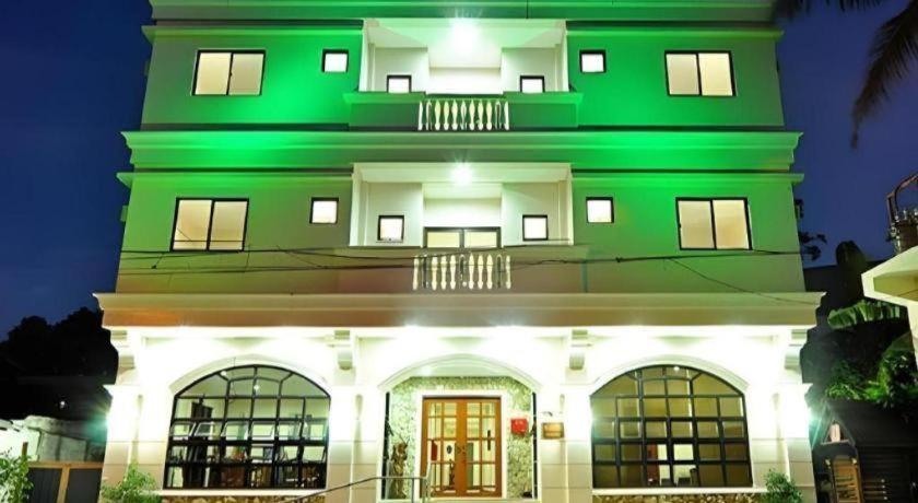 El Haciendero Private Hotel Iloilo City Exteriér fotografie