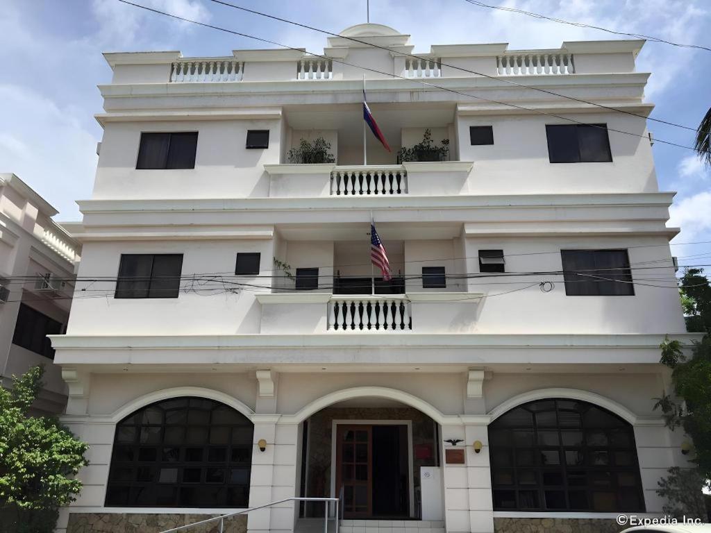 El Haciendero Private Hotel Iloilo City Exteriér fotografie
